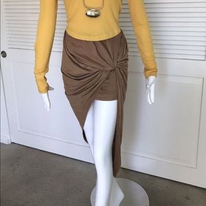 Asymmetrical skirt trend!!!